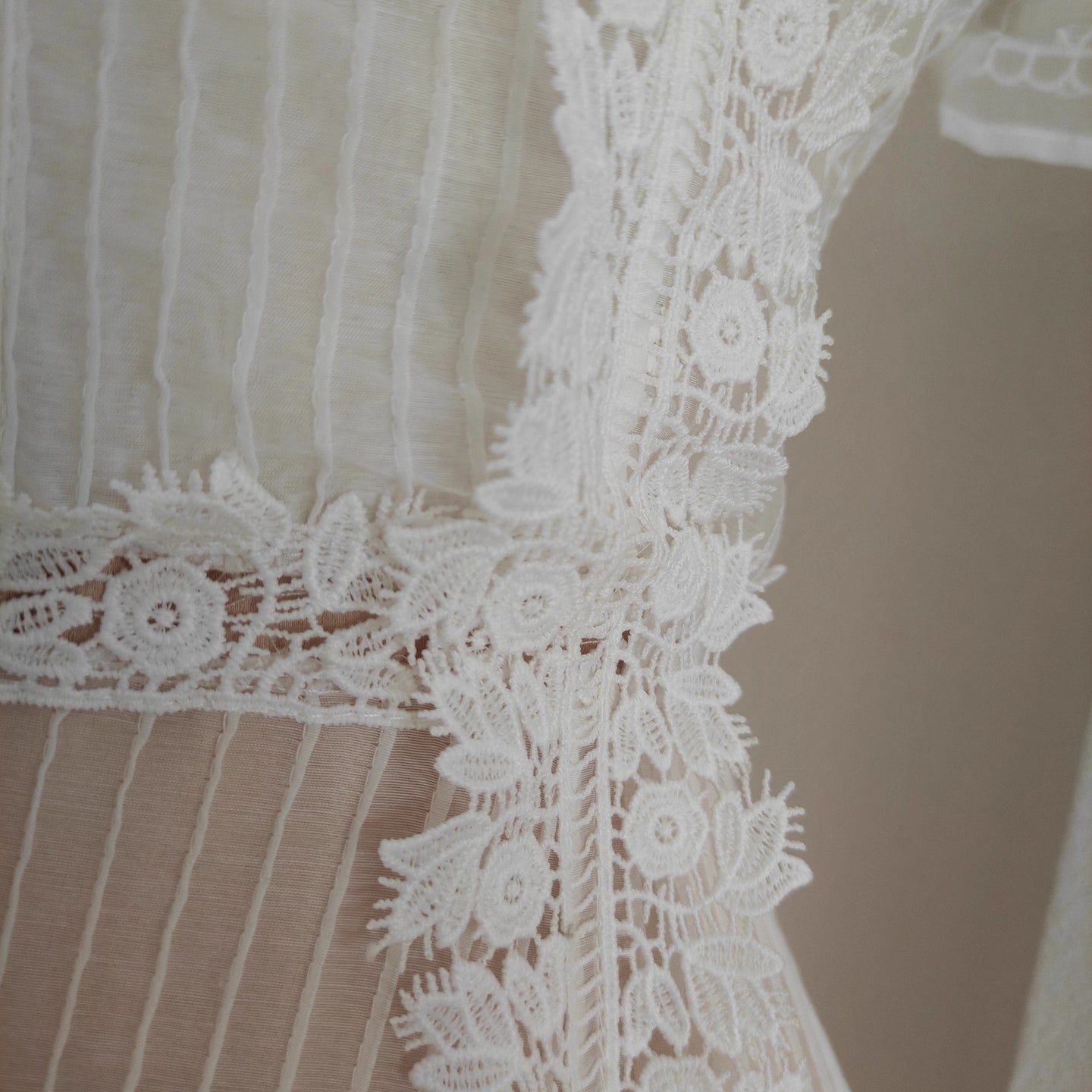White Lace Collar Long Dress