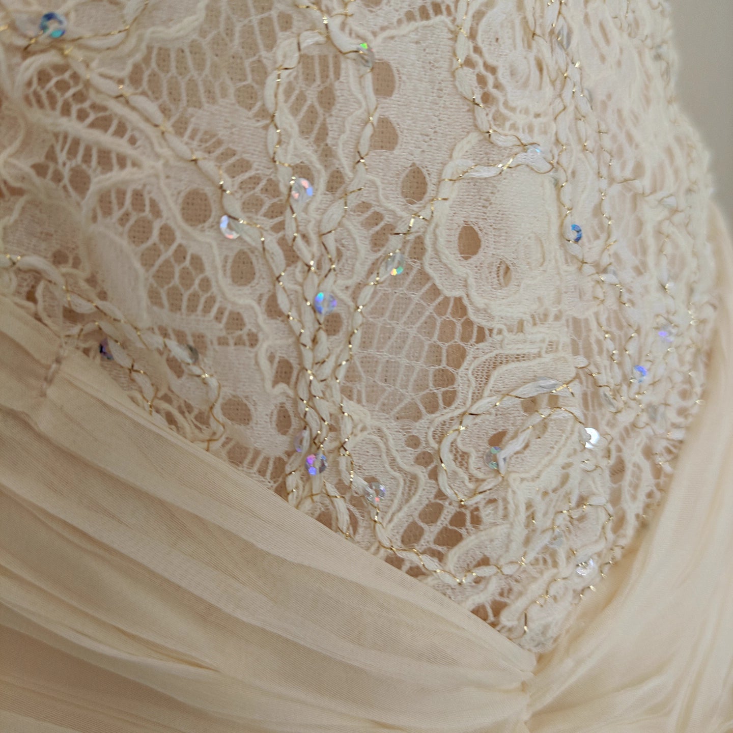 White Lace Ribbon Dress