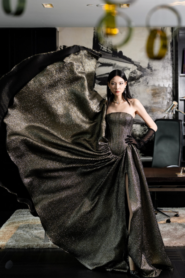 Black Shimmering Tube Long Gown