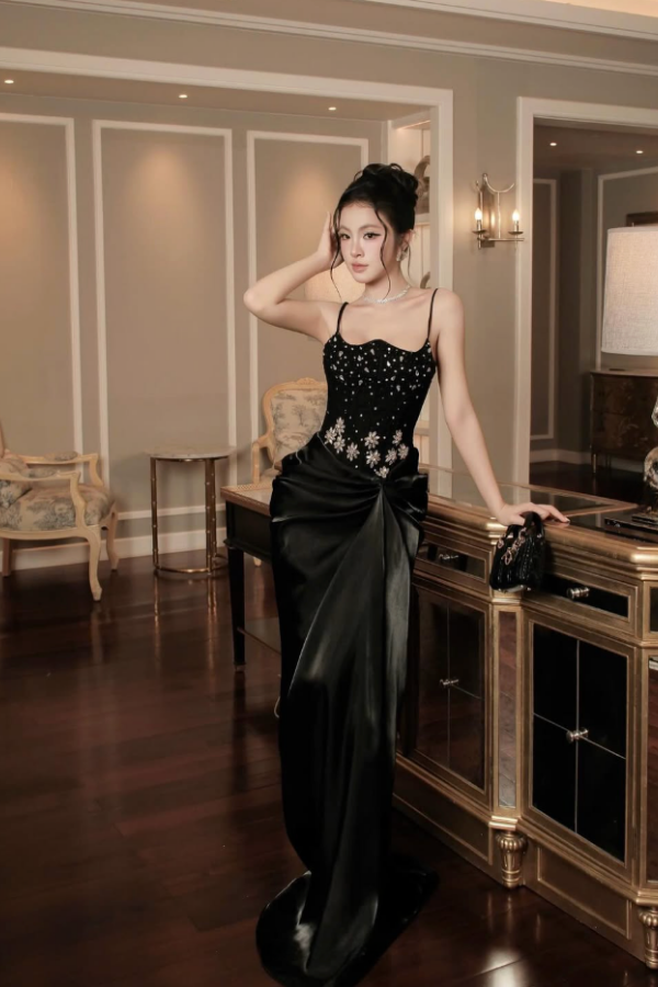Black Raya Dress