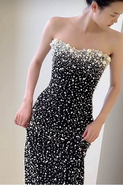 Black Elizabeth Pearl Gown