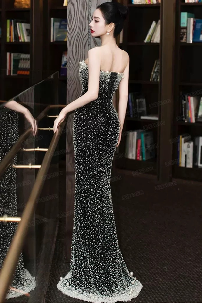 Black Elizabeth Pearl Gown