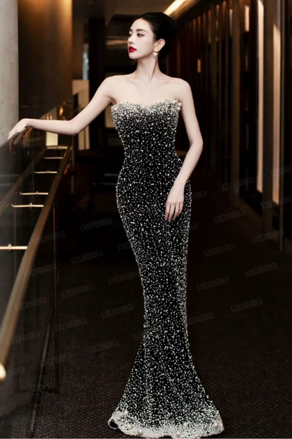 Black Elizabeth Pearl Gown