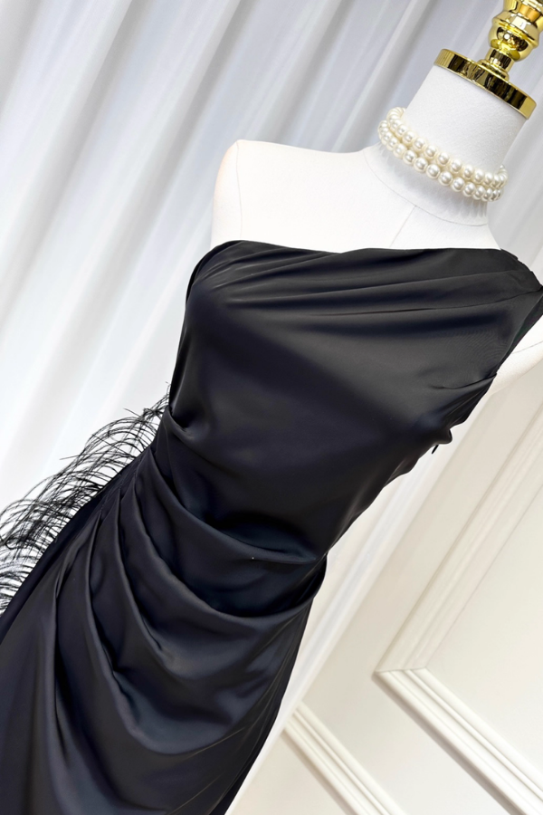 Black Ostrich Feathers Slit Dress