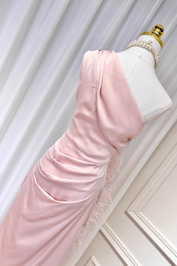Pink Ostrich Feathers Slit Dress