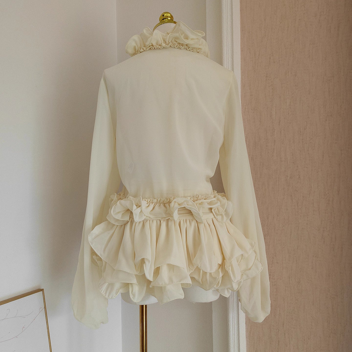 Cream Ruffle Set