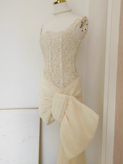 White Lace Ribbon Dress